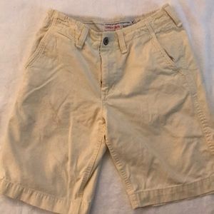 Cool Cream American Eagle Khacki Shorts